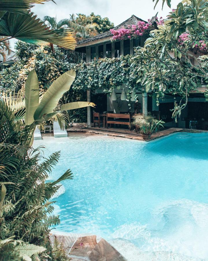 Villa Istimewa Seminyak  Exterior photo